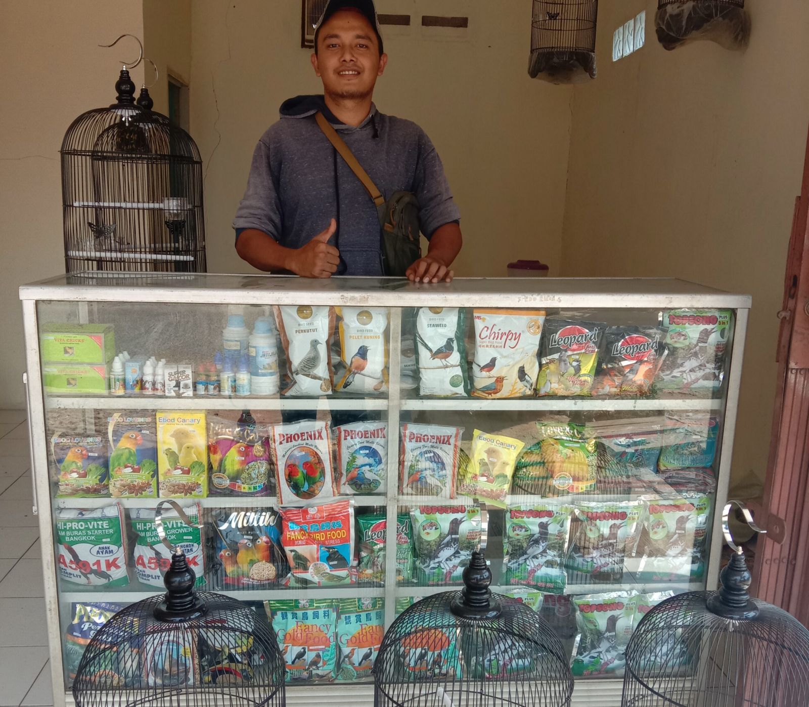 Warung Kopi di Jalan Ir Juanda: Saingan Rival Saat Citimall Datang